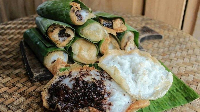 makanan asli khas daerah solo yaitu
