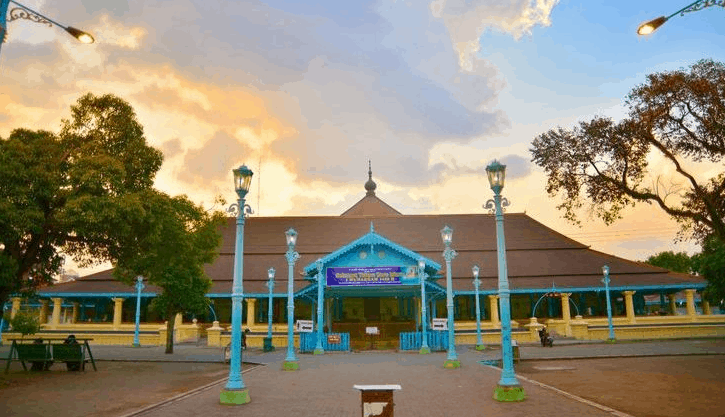 sejarah masjid agung surakarta