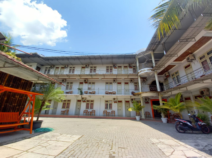 hotel hapsari sukoharjo