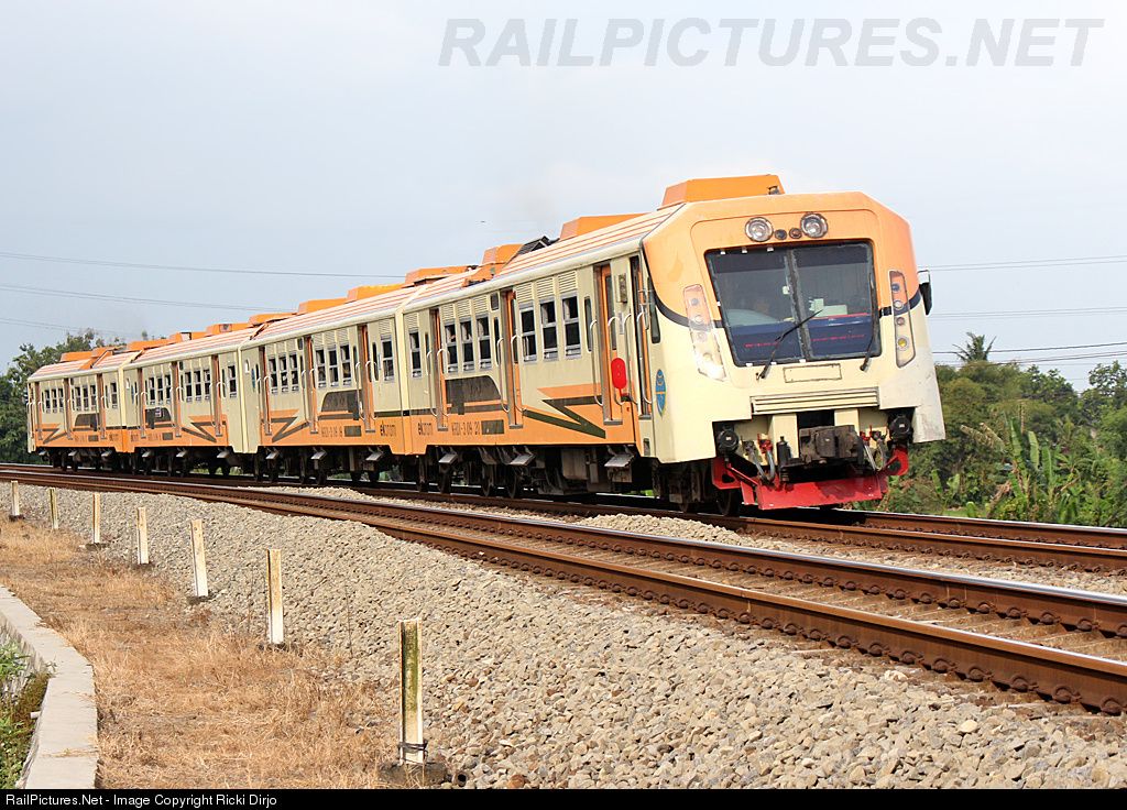 kereta madiun solo