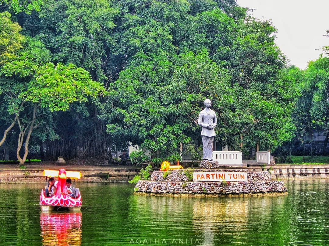 Taman Balekambang