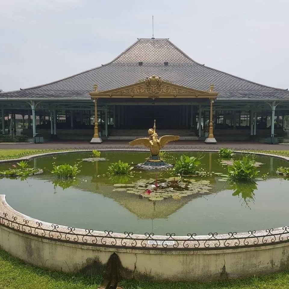wisata solo dekat stasiun balapan
