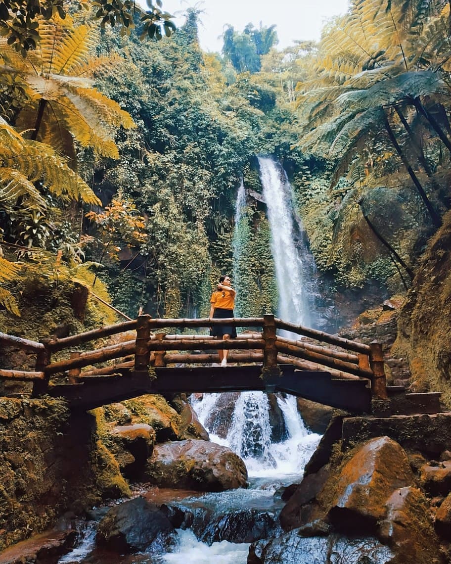 wisata karanganyar terdekat