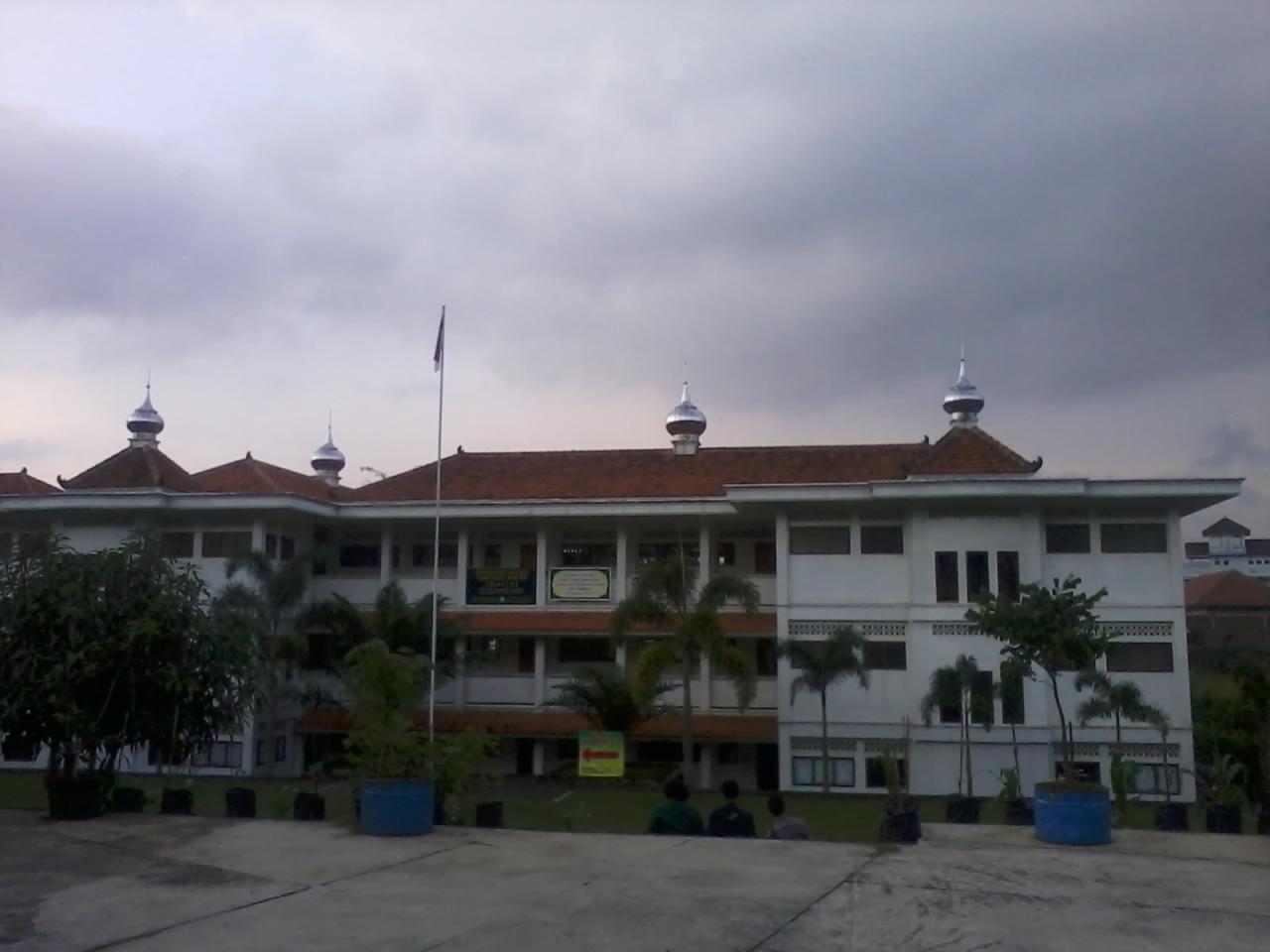 isykarima karanganyar