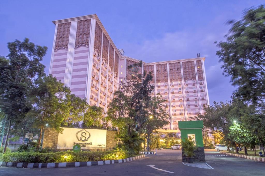 lorin syariah solo