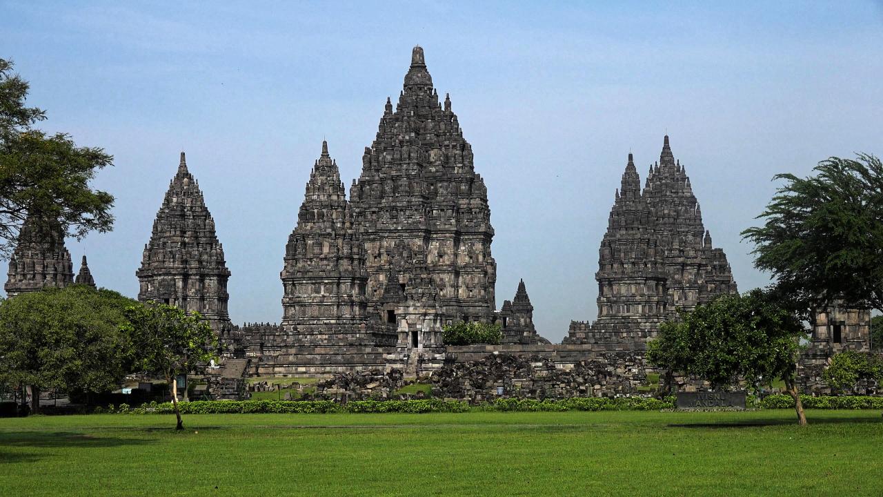candi prambanan