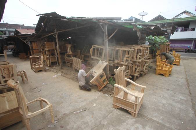 pasar mebel solo